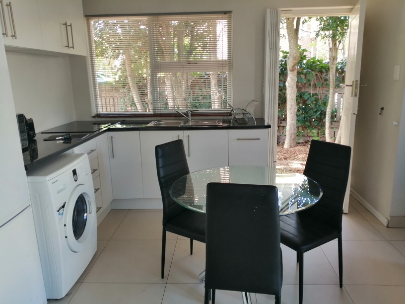 To Let 1 Bedroom Property for Rent in Somerset West Western Cape
